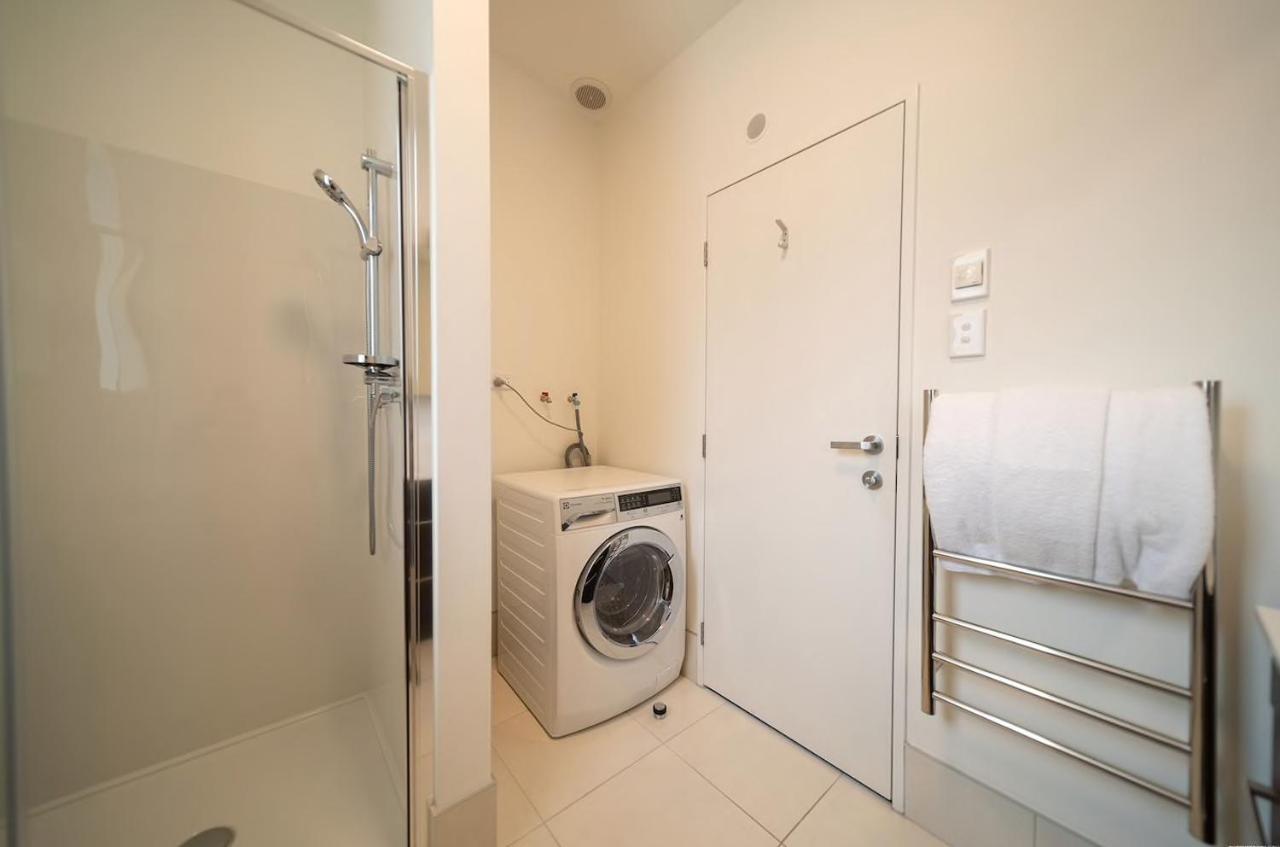 'Lakelife' Lake Front Apartment Queenstown Luaran gambar